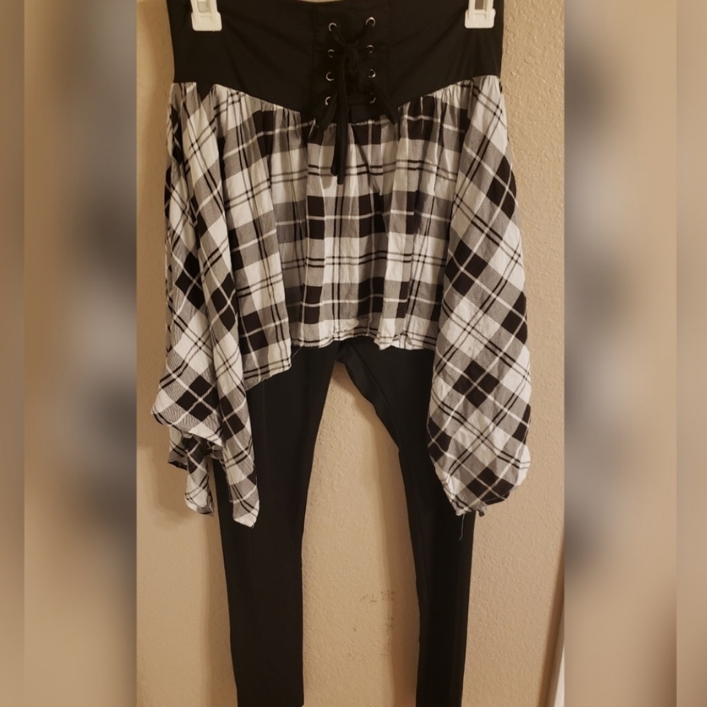 Tight skirted leggings